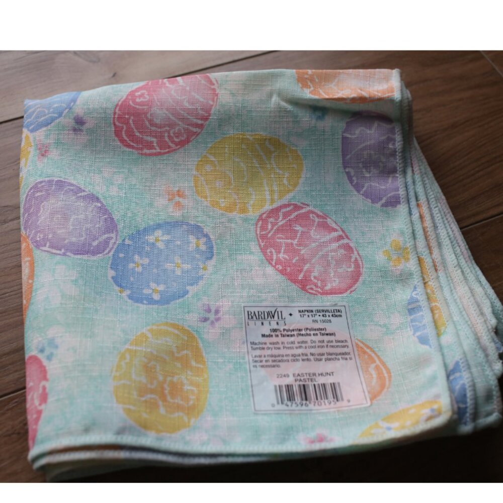 8 NEW WITH TAGS Bardwil Easter Napkins "Easter Hunt Pastel"